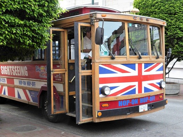 ¿Cómo se señaliza una parada de autobús?